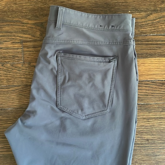 Mizzen and Main Helmsman 5 Pocket Pants - Picture 4 of 6